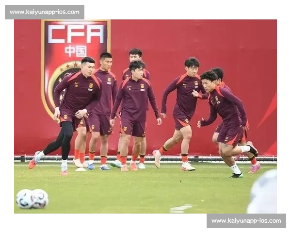 肖赧:东亚杯国足需以成绩为纲,新人培养应服务于战略目标 肖赧:东亚杯国足需以成绩为纲,新人培养应服务于战略目标