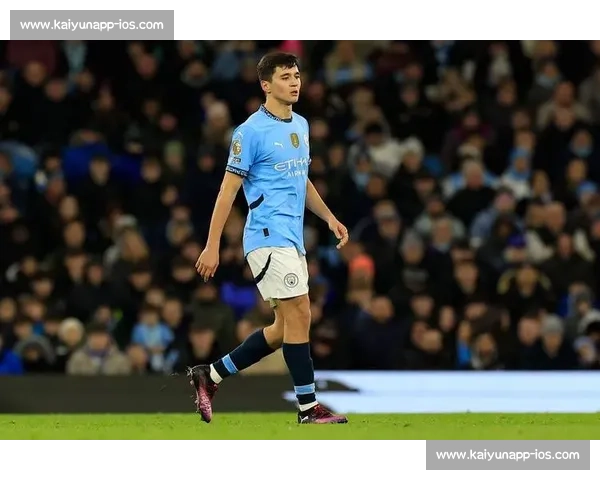 马赫雷斯嘱托 B 席照顾新援努里:曼城双星承诺全力支持 马赫雷斯嘱托 B 席照顾新援努里:曼城双星承诺全力支持