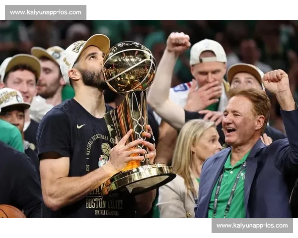 塔图姆术后穿保护靴启动力量训练：科学康复与冠军基因的双重博弈